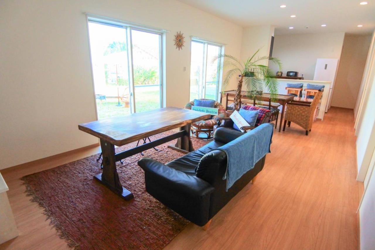 2019新築 ! Guest House Holoholo Beach Side Ishigaki  Екстериор снимка